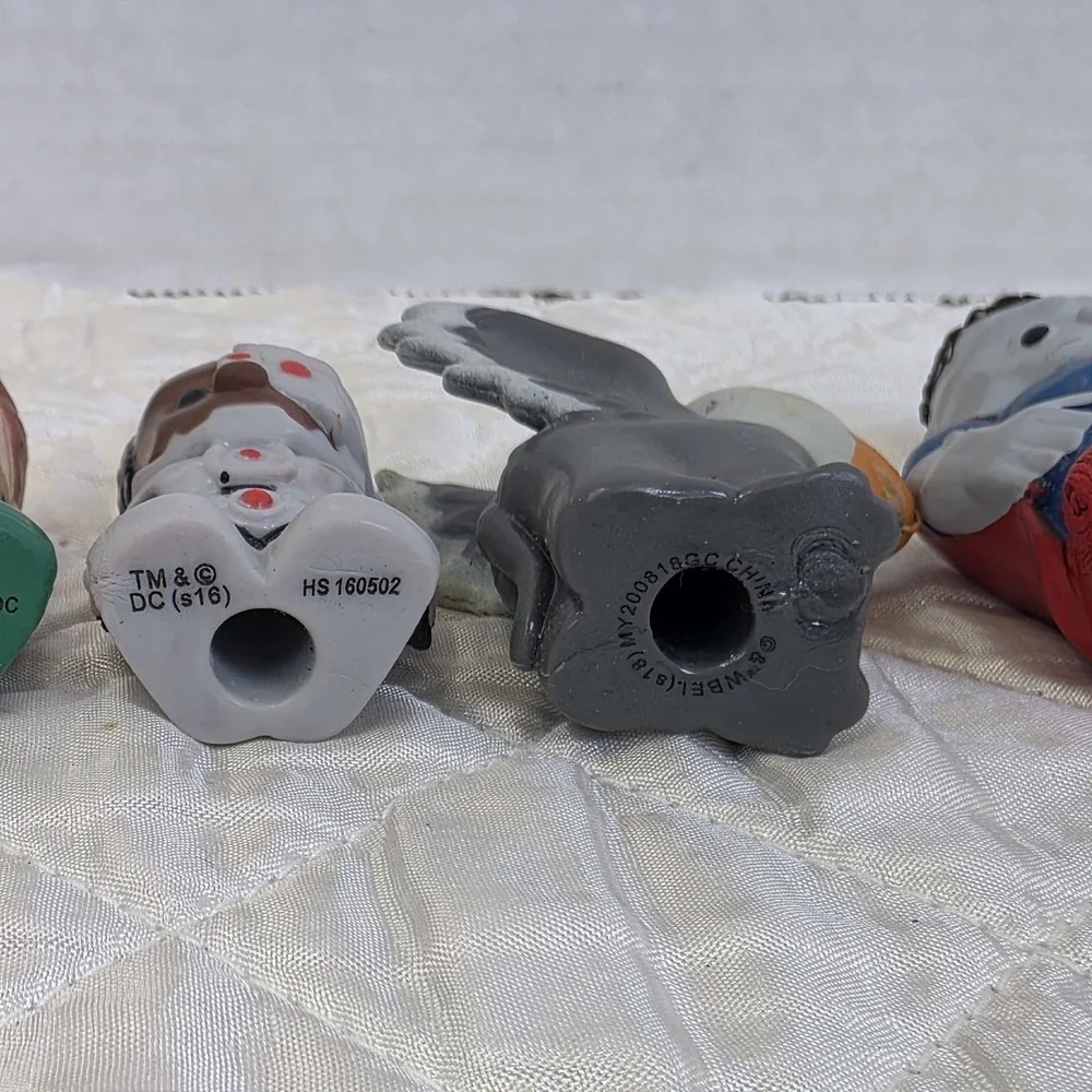 Lot Of 7‎ Ooshies Marvel Legend BATMAN DC Comic Super Hero Pencil Toppers